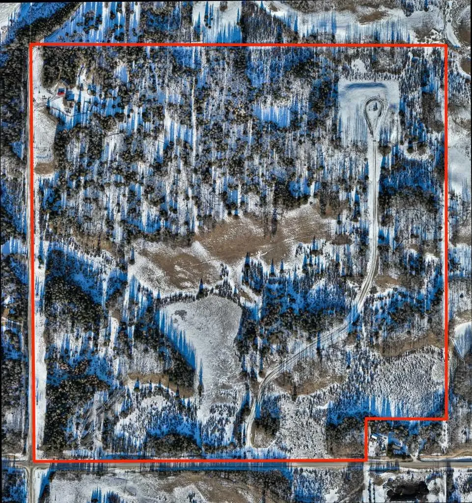 33235 Range Road 64 Rural Mountain View County AB T0M 1X0