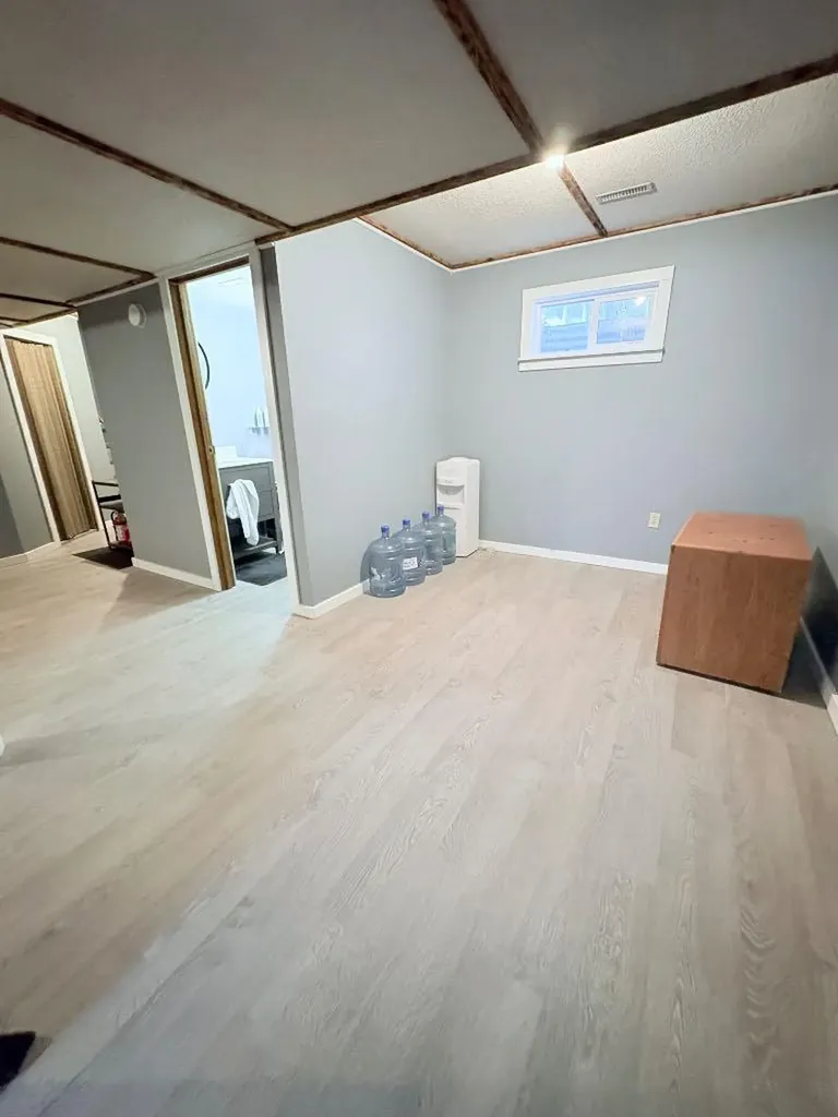 413 2 Avenue E Oyen AB T0J2J0