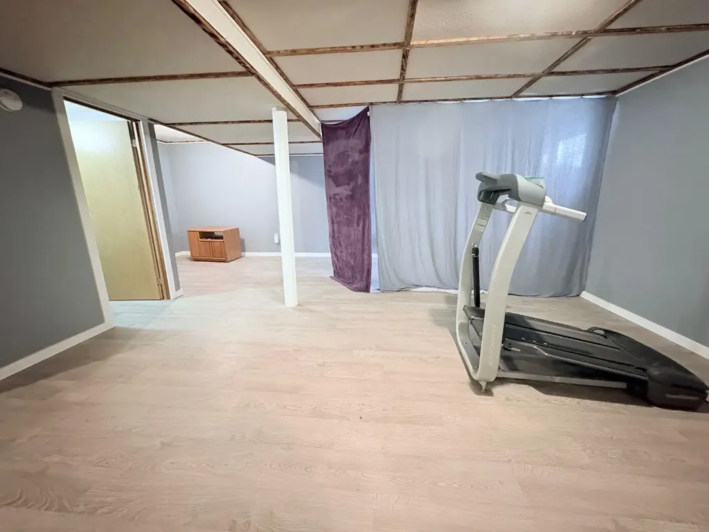 413 2 Avenue E Oyen AB T0J2J0