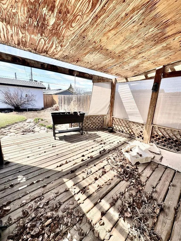 413 2 Avenue E Oyen AB T0J2J0