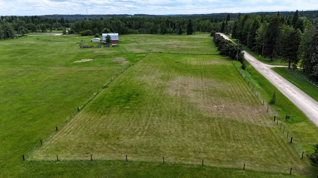 Township Road 530a Rural Yellowhead County AB T7E 3B7