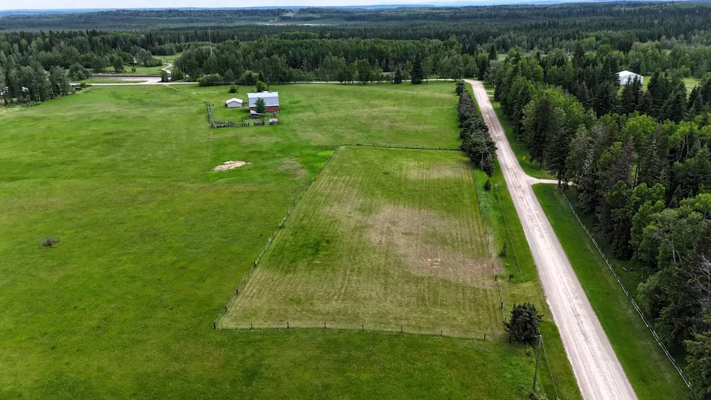 Township Road 530a Rural Yellowhead County AB T7E 3B7