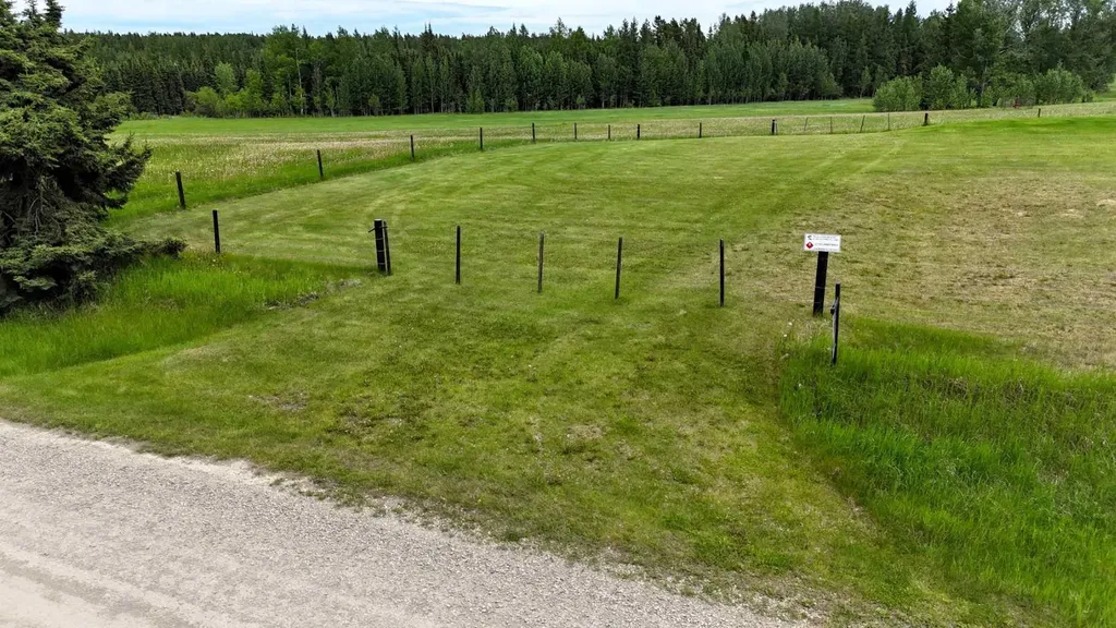 Township Road 530a Rural Yellowhead County AB T7E 3B7