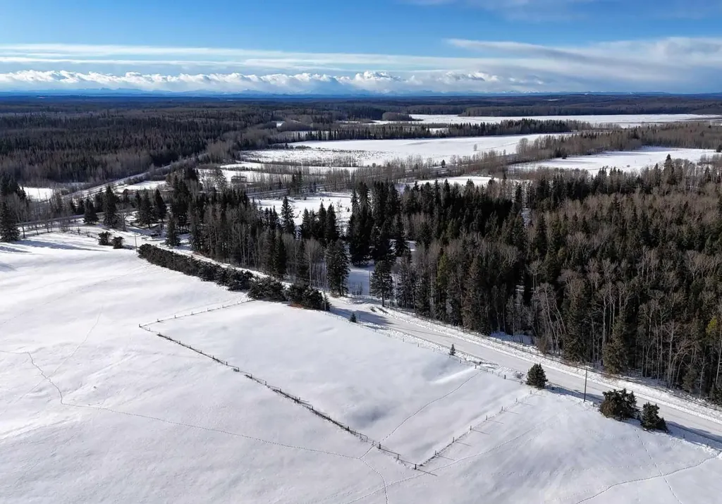 Township Road 530a Rural Yellowhead County AB T7E 3B7