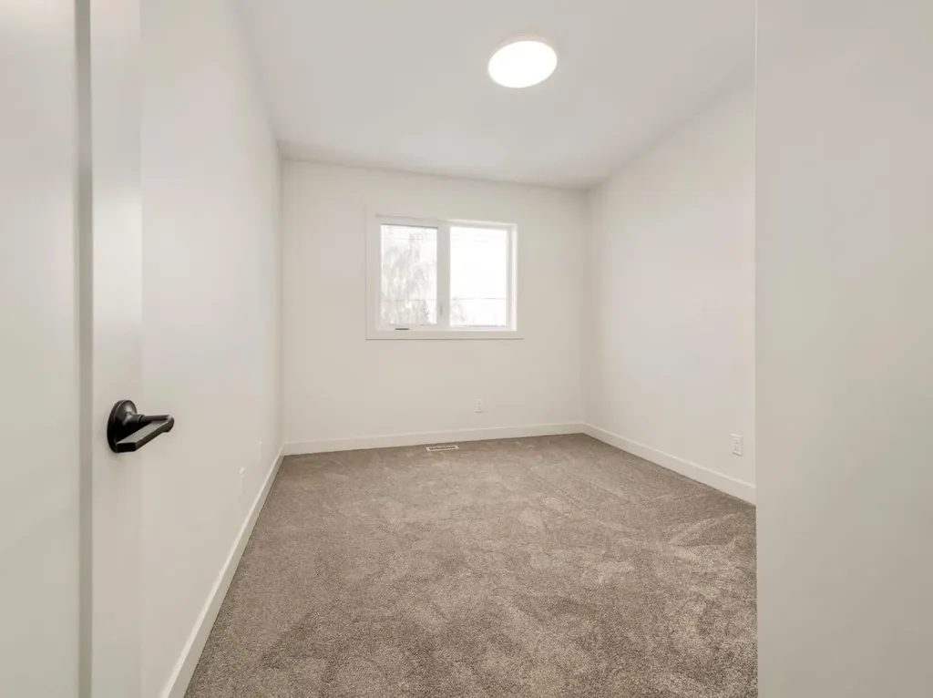 359 9 Street Fort Macleod AB T0L 0Z0