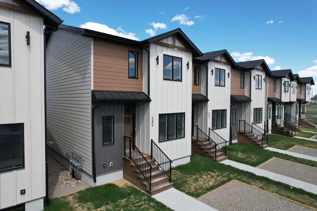 359 9 Street Fort Macleod AB T0L 0Z0