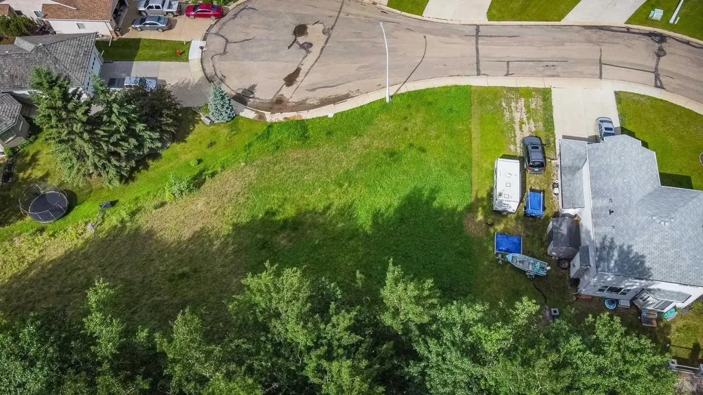 4205 Hees Court Athabasca AB T9S1J3