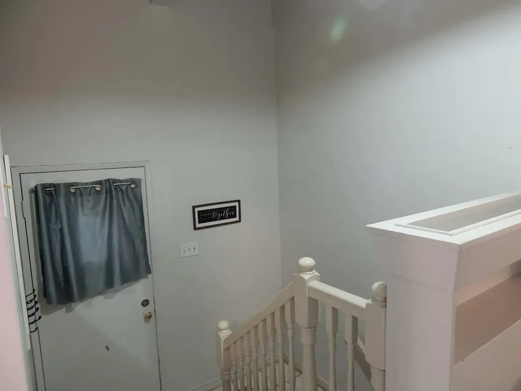 2713 Canmore Road NW Calgary AB T2M 4J6