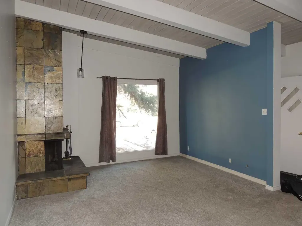 2713 Canmore Road NW Calgary AB T2M 4J6