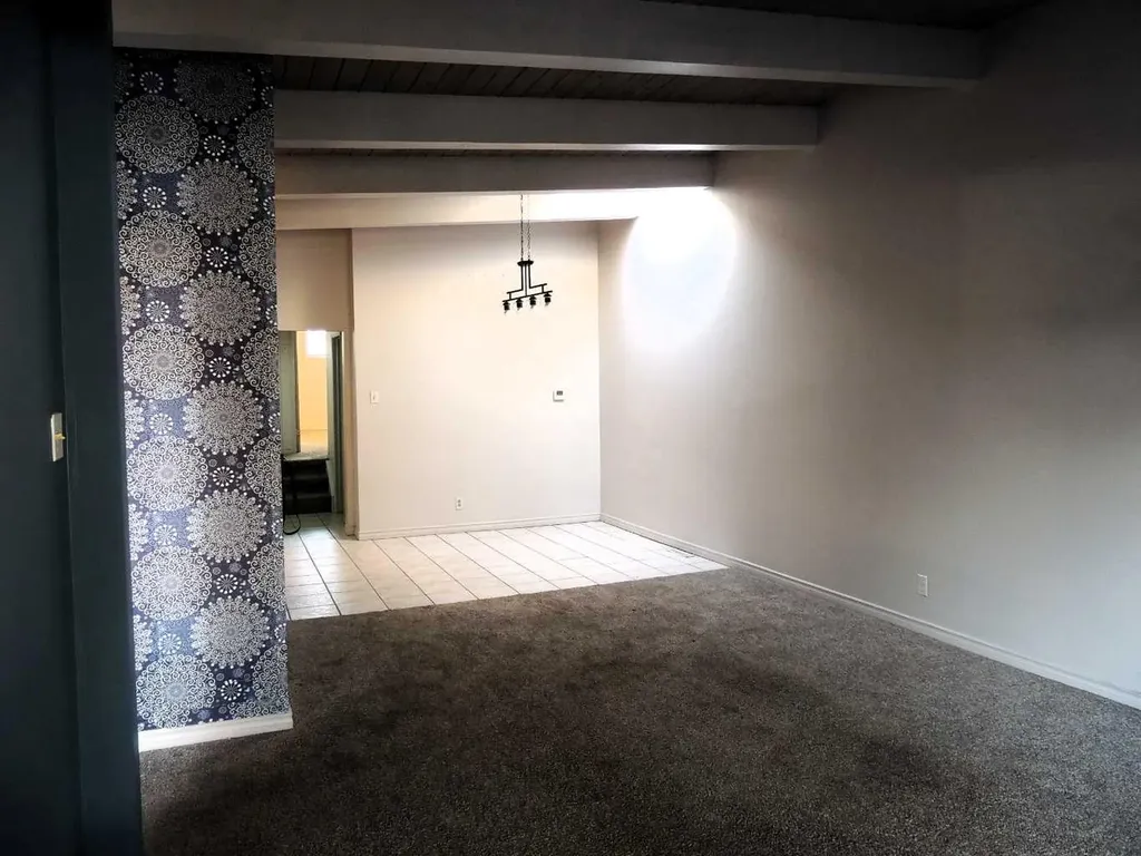2713 Canmore Road NW Calgary AB T2M 4J6