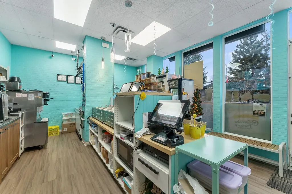 1829 33 Avenue SW Calgary AB T2T1Z1