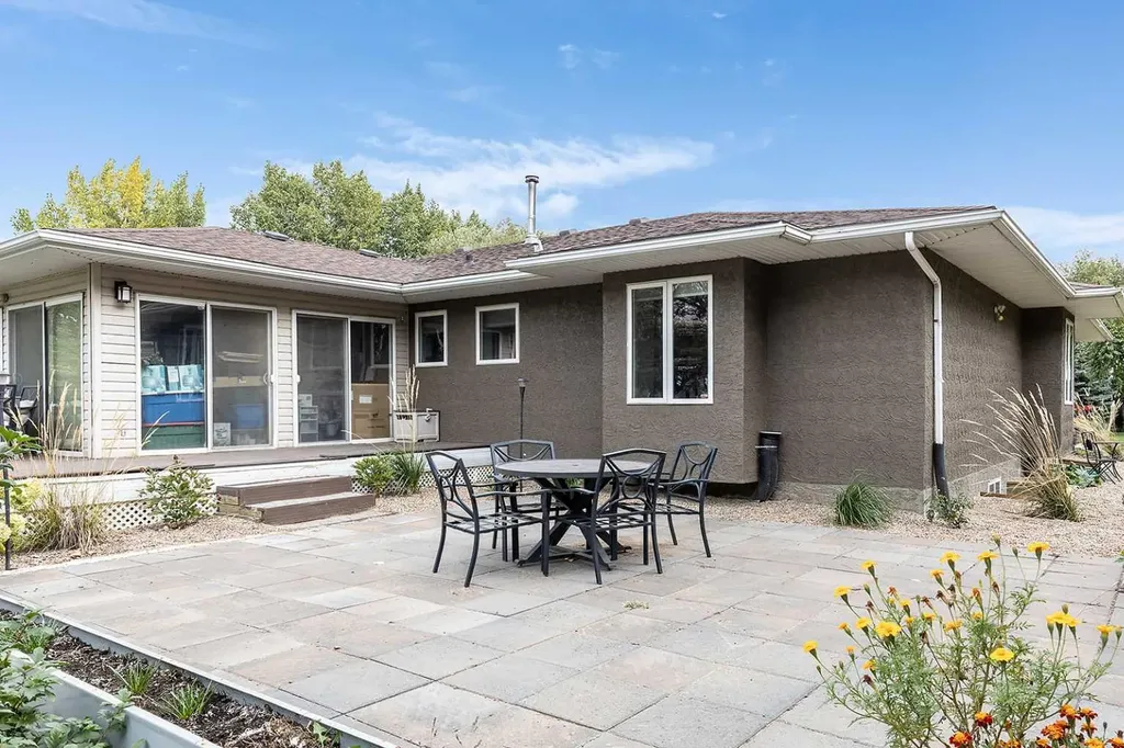 12112A Range Road 55 Rural Cypress County AB T1B 0A3