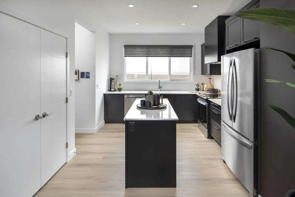 47 Heartwood Villas SE Calgary AB T3S 0R6