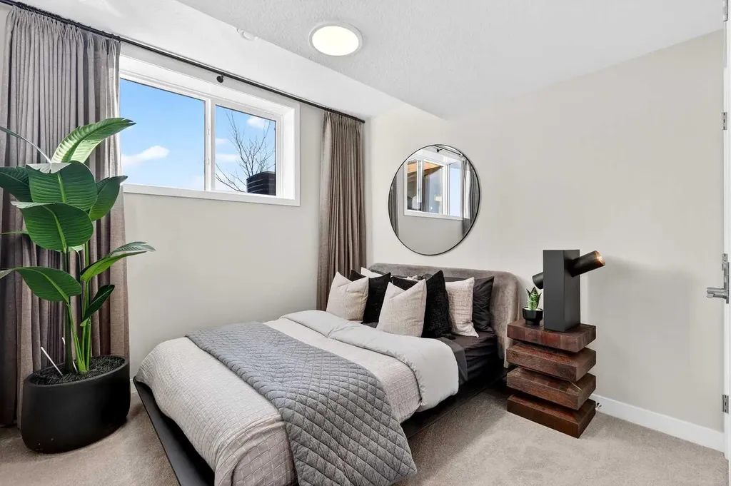 47 Heartwood Villas SE Calgary AB T3S 0R6
