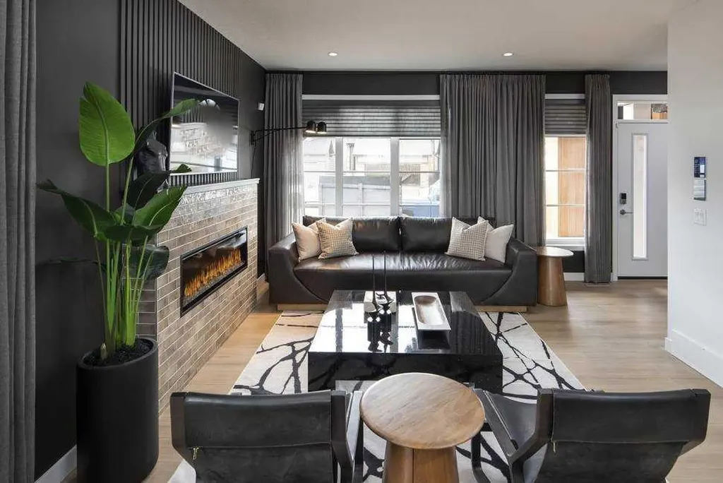 47 Heartwood Villas SE Calgary AB T3S 0R6