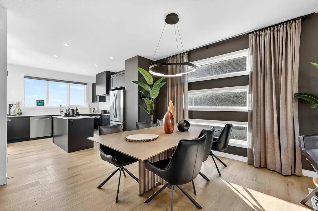 47 Heartwood Villas SE Calgary AB T3S 0R6