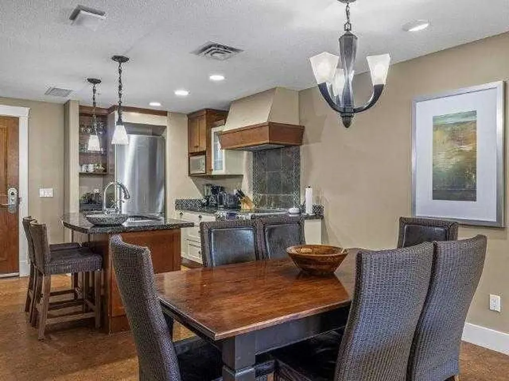173 Kananaskis Way Canmore AB T1W 0A3
