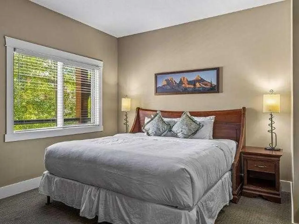 173 Kananaskis Way Canmore AB T1W 0A3
