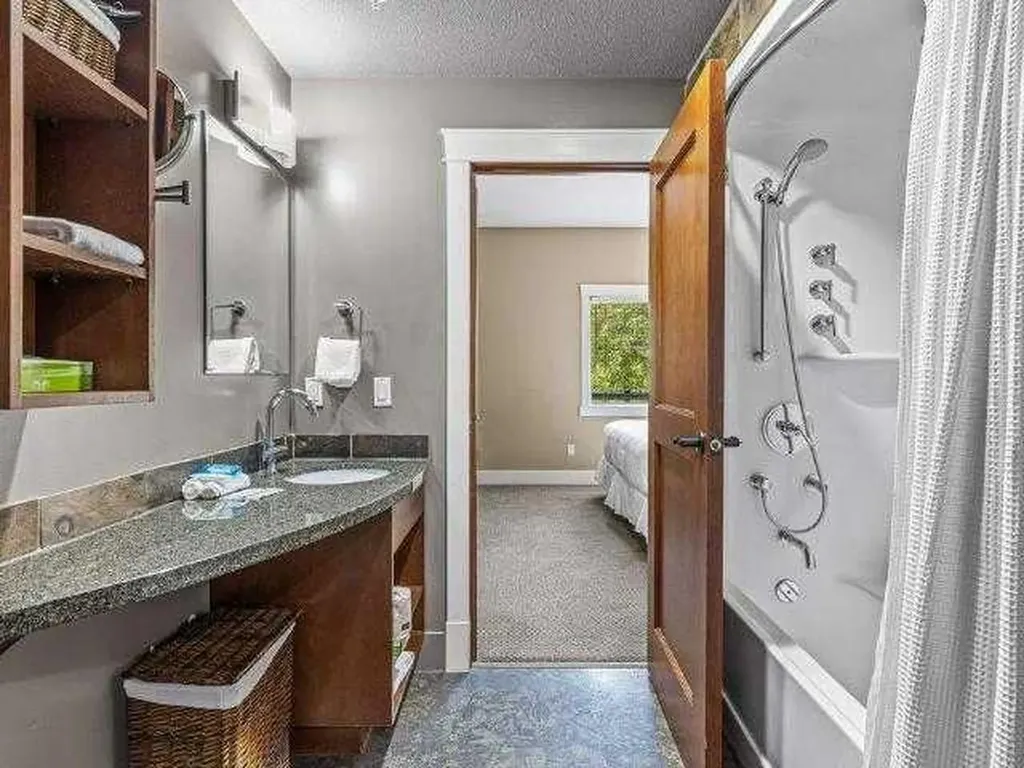 173 Kananaskis Way Canmore AB T1W 0A3