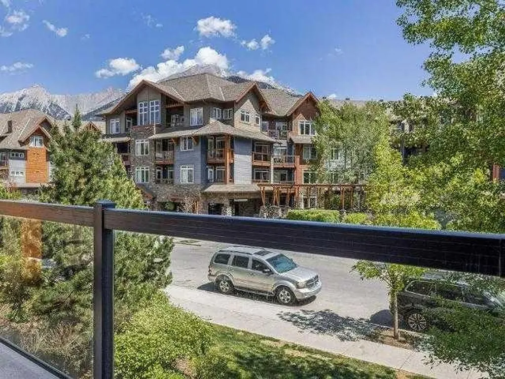 173 Kananaskis Way Canmore AB T1W 0A3