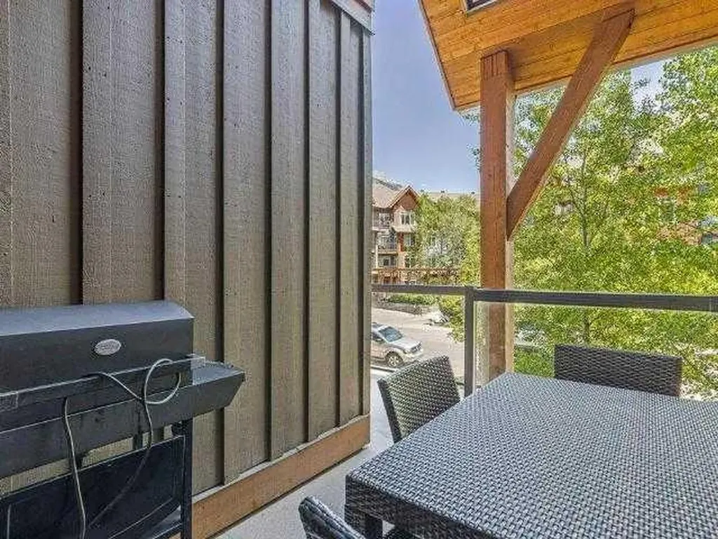 173 Kananaskis Way Canmore AB T1W 0A3