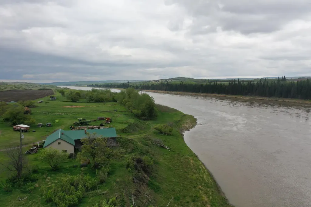 121048 Twp Road 555 Brosseau AB T0B 0P0