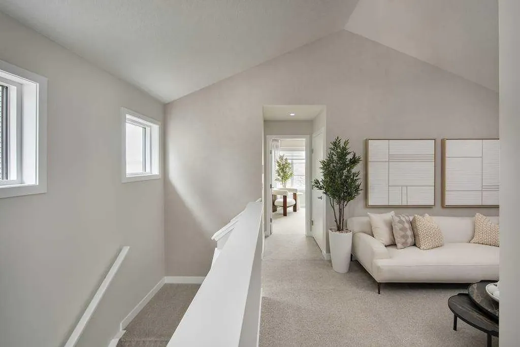 7079 Rangeview Avenue SE Calgary AB T3S 0R1