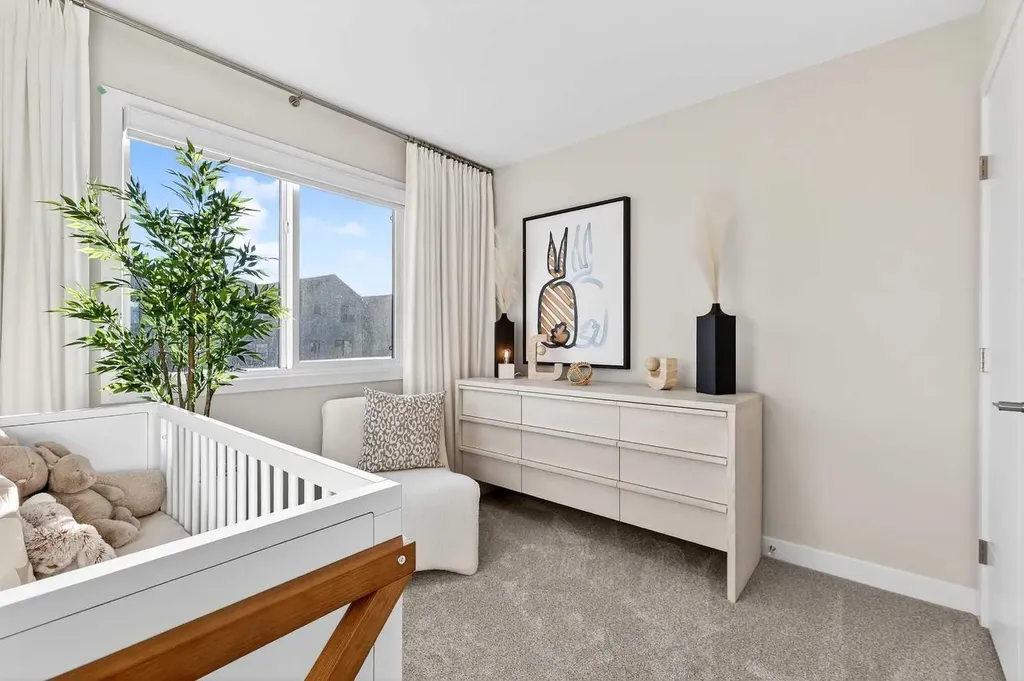 7079 Rangeview Avenue SE Calgary AB T3S 0R1