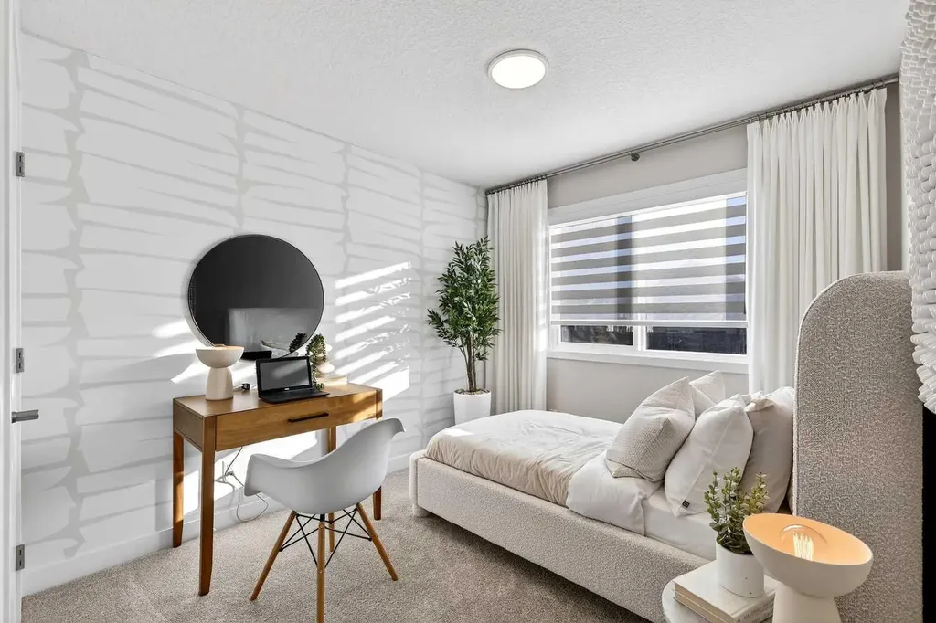 7079 Rangeview Avenue SE Calgary AB T3S 0R1