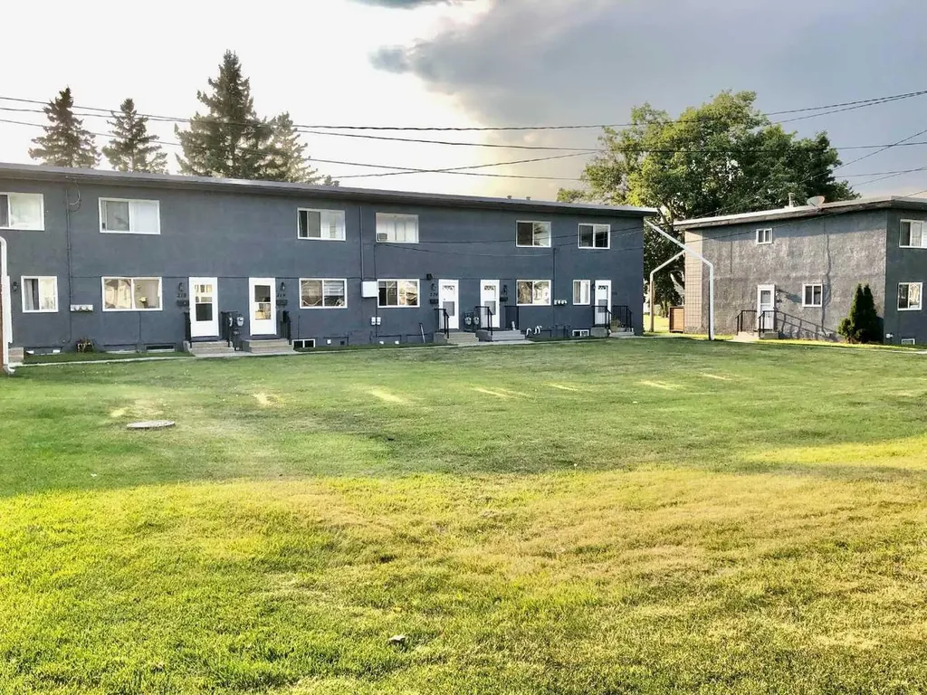 2211 19 Street NE Calgary AB T2E 4Y5