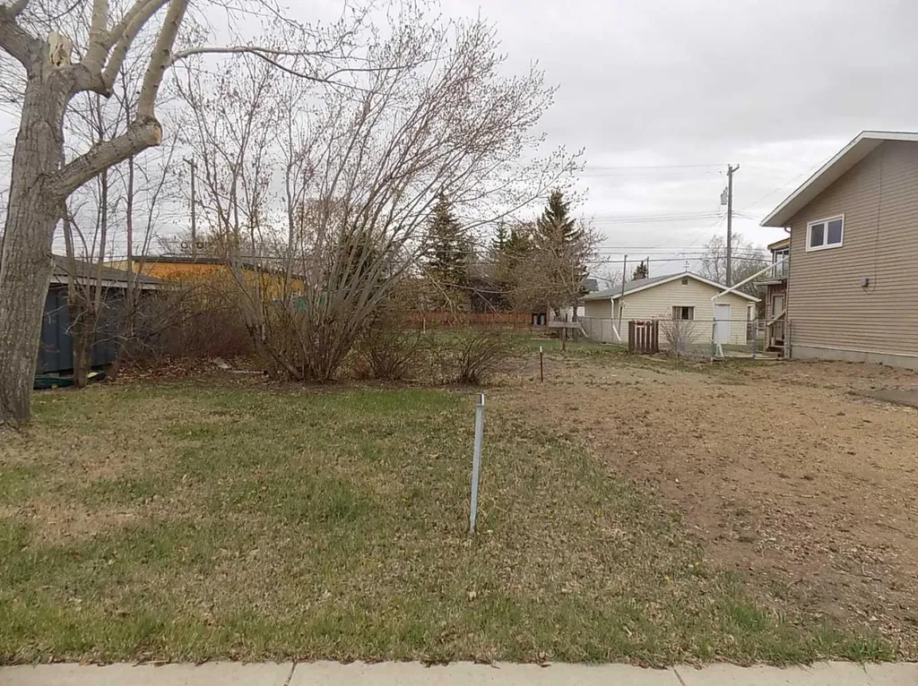 413 1 Avenue W Hanna AB T0J 1P0