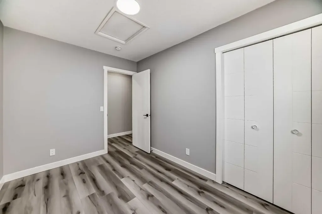 110 Falmere Way NE Calgary AB T3J 2Y4