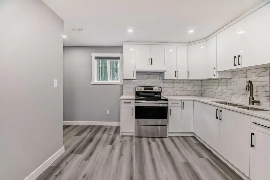 110 Falmere Way NE Calgary AB T3J 2Y4
