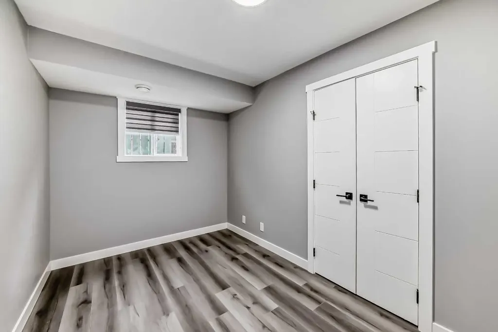 110 Falmere Way NE Calgary AB T3J 2Y4