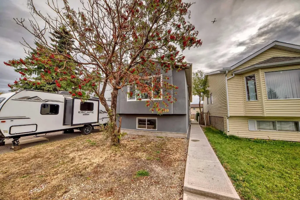 110 Falmere Way NE Calgary AB T3J 2Y4