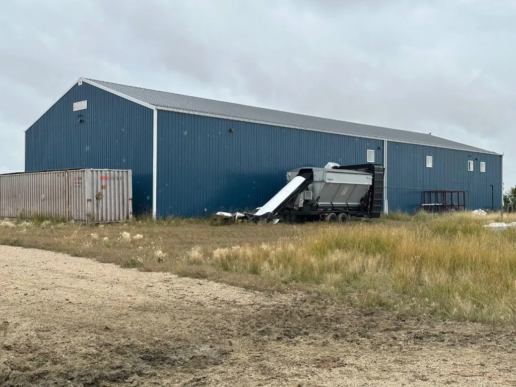 0N Highway 886 W Cereal AB T0J 0N0