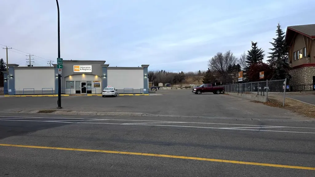 5414 43 Street Red Deer AB T4N 1C9