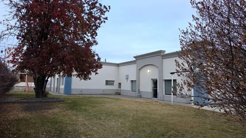 5414 43 Street Red Deer AB T4N 1C9