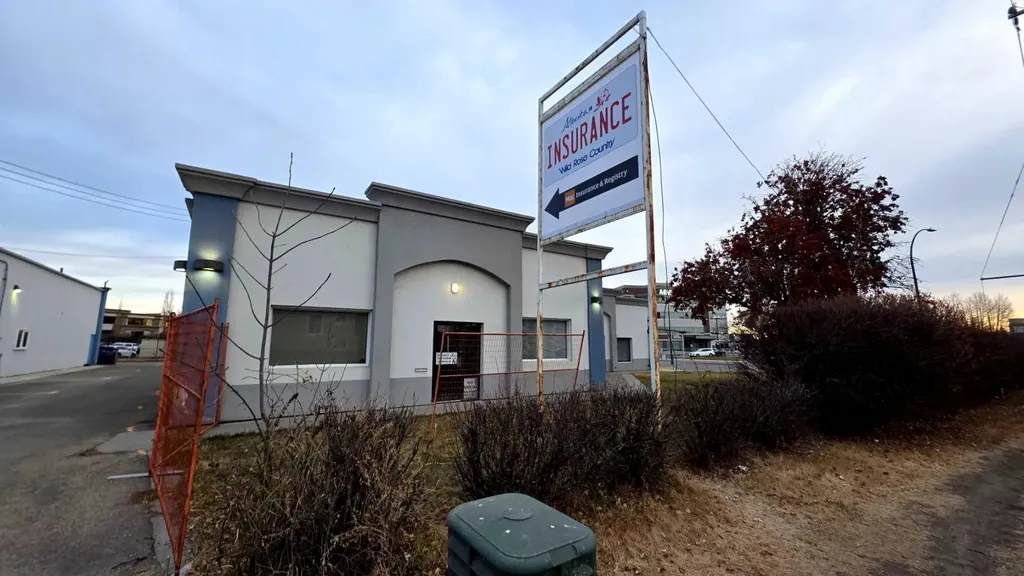 5414 43 Street Red Deer AB T4N 1C9