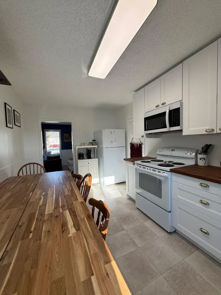 4821 51st Avenue High Prairie AB T0G 1E0