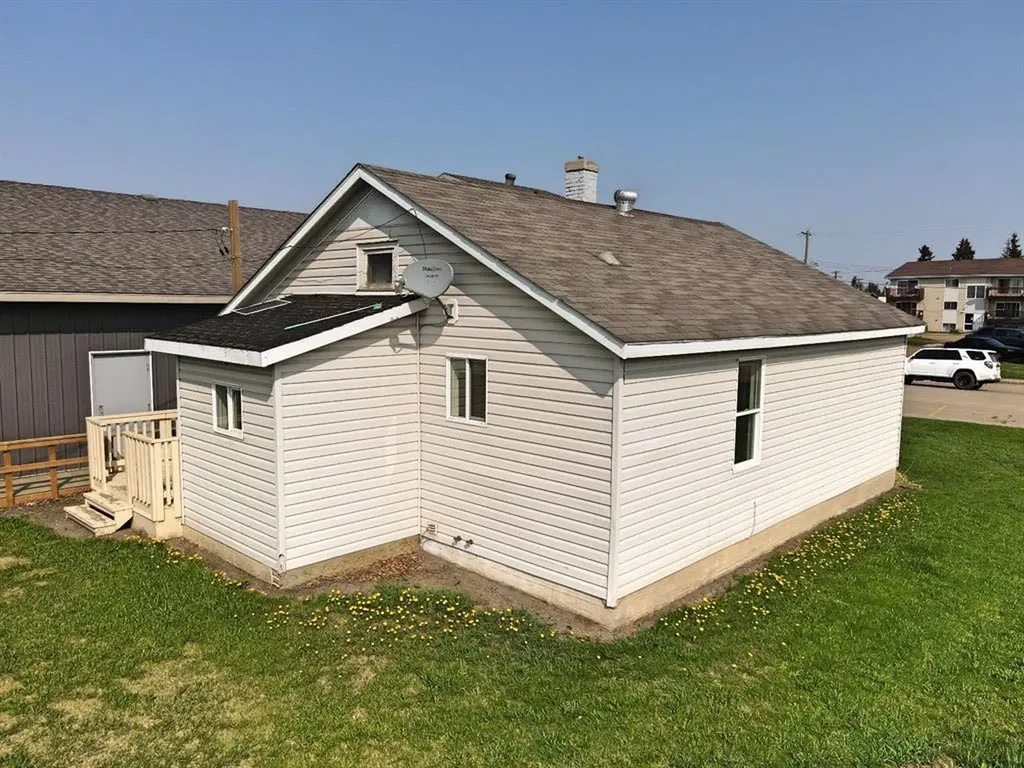 4821 51st Avenue High Prairie AB T0G 1E0