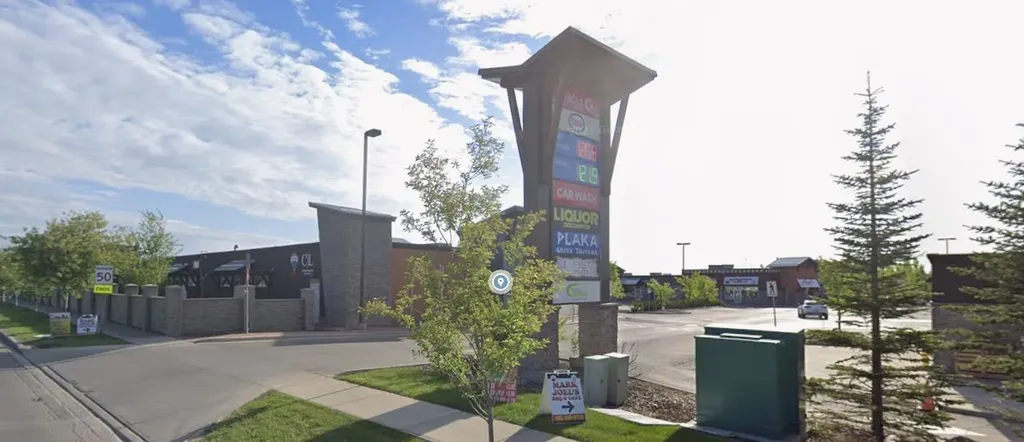 320 West Creek Drive Chestermere AB T1X 0P7