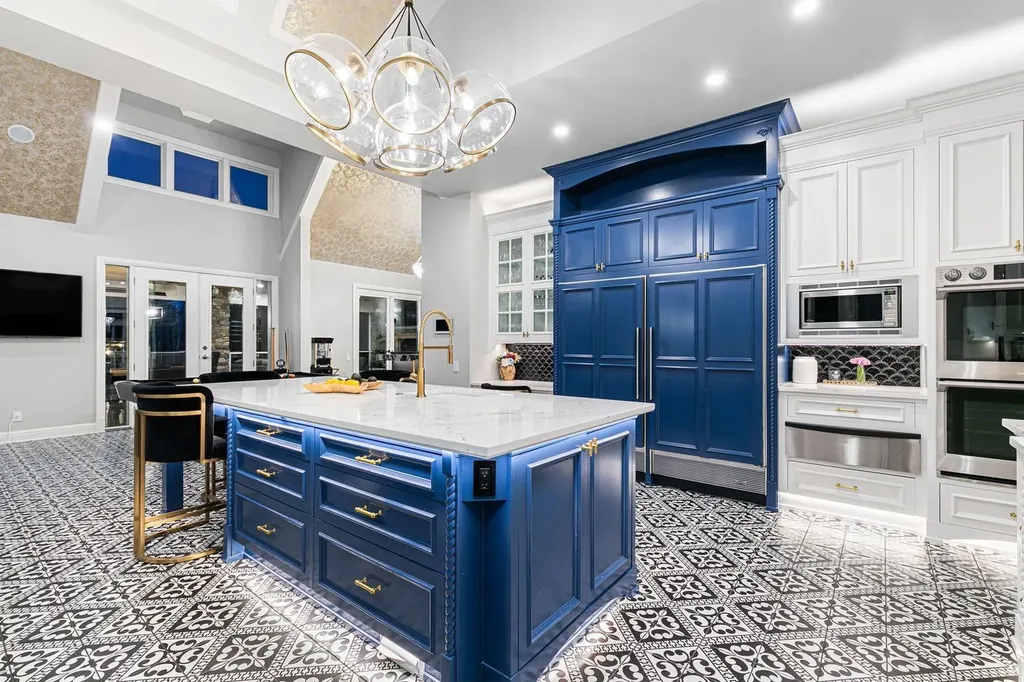 14 Pinehurst Drive Heritage Pointe AB T1S 4J3