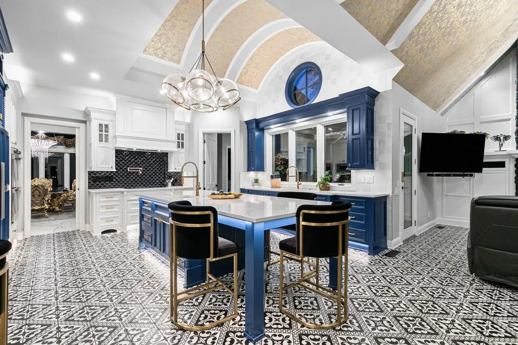 14 Pinehurst Drive Heritage Pointe AB T1S 4J3