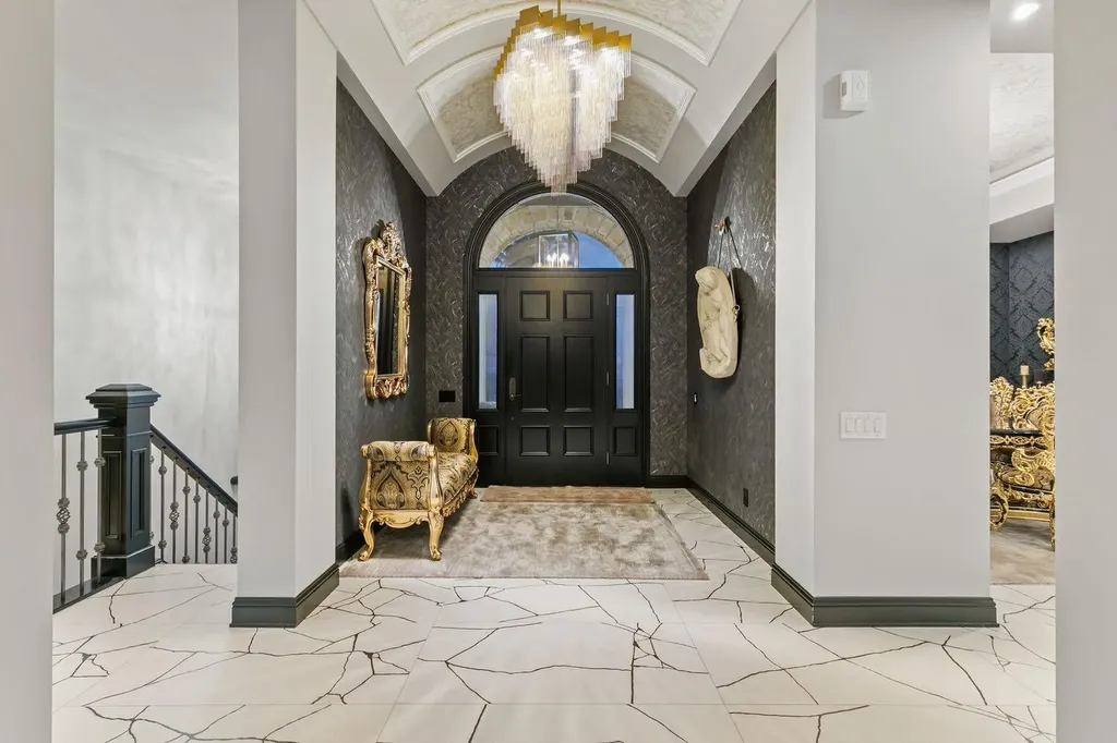 14 Pinehurst Drive Heritage Pointe AB T1S 4J3