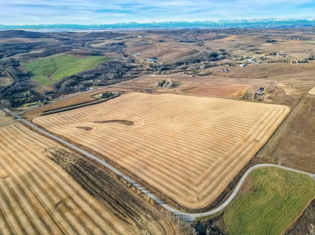 54.28 Acres On 96th Street W Rural Foothills County AB T1S 0V1
