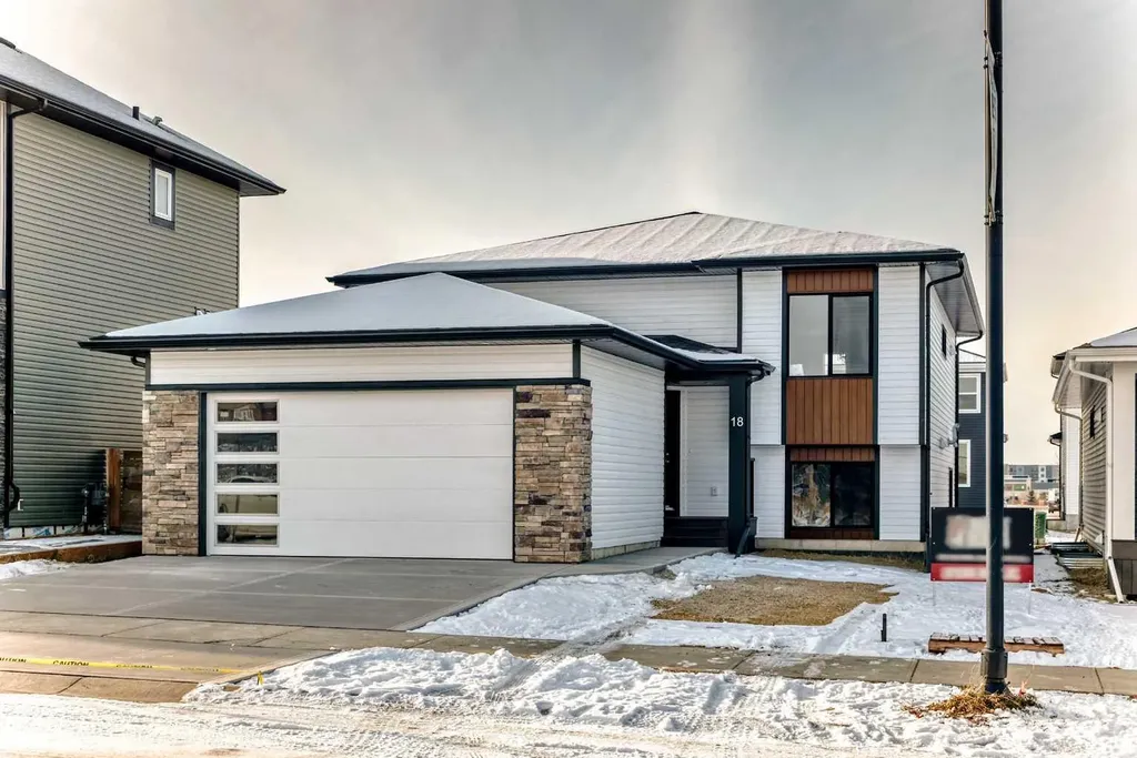 18 Tagish Avenue Red Deer AB T4P 0Y7