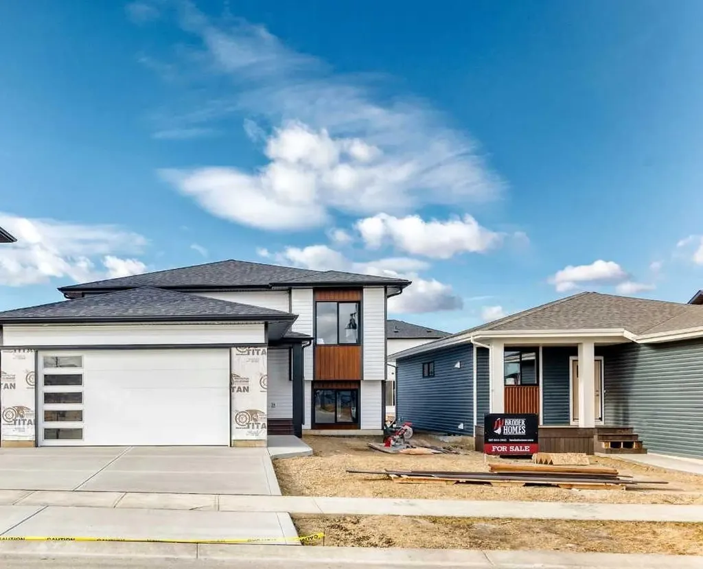 18 Tagish Avenue Red Deer AB T4P 0Y7