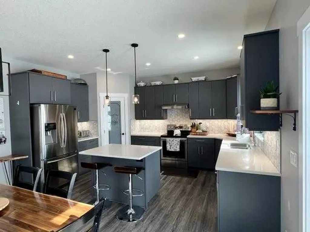 1049 Alberta Avenue Debolt AB T0H 1B0