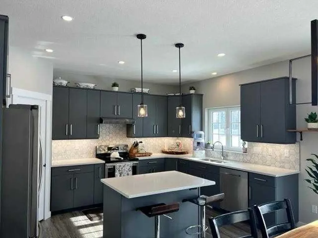 1049 Alberta Avenue Debolt AB T0H 1B0